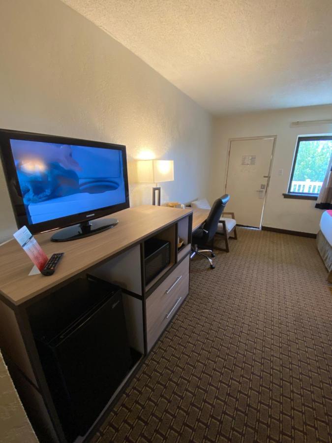 Ramada By Wyndham West Atlantic City Ег Харбър Тауншип Екстериор снимка