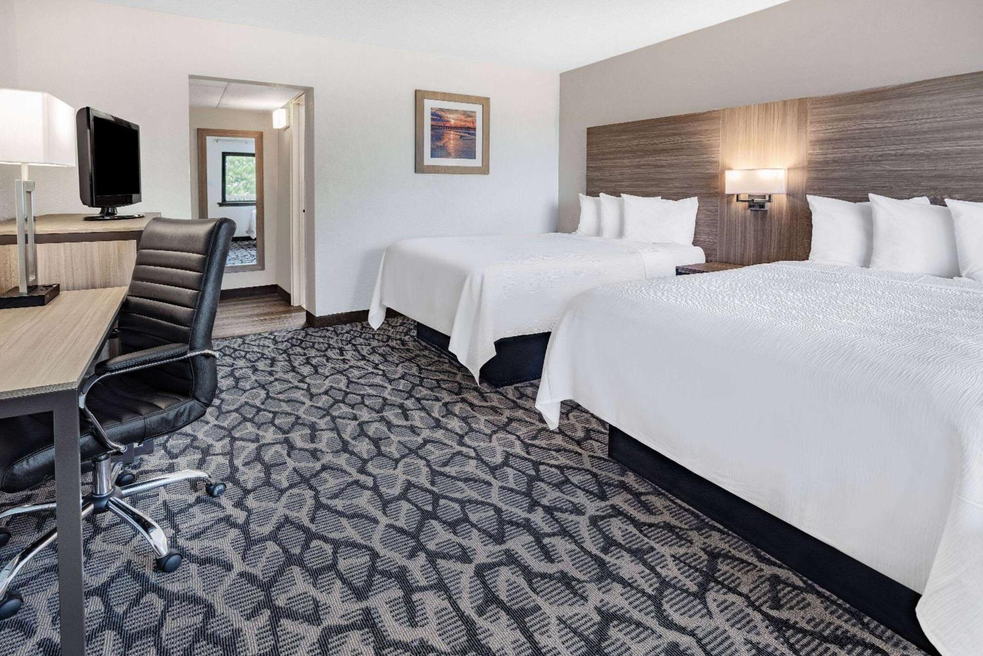 Ramada By Wyndham West Atlantic City Ег Харбър Тауншип Екстериор снимка