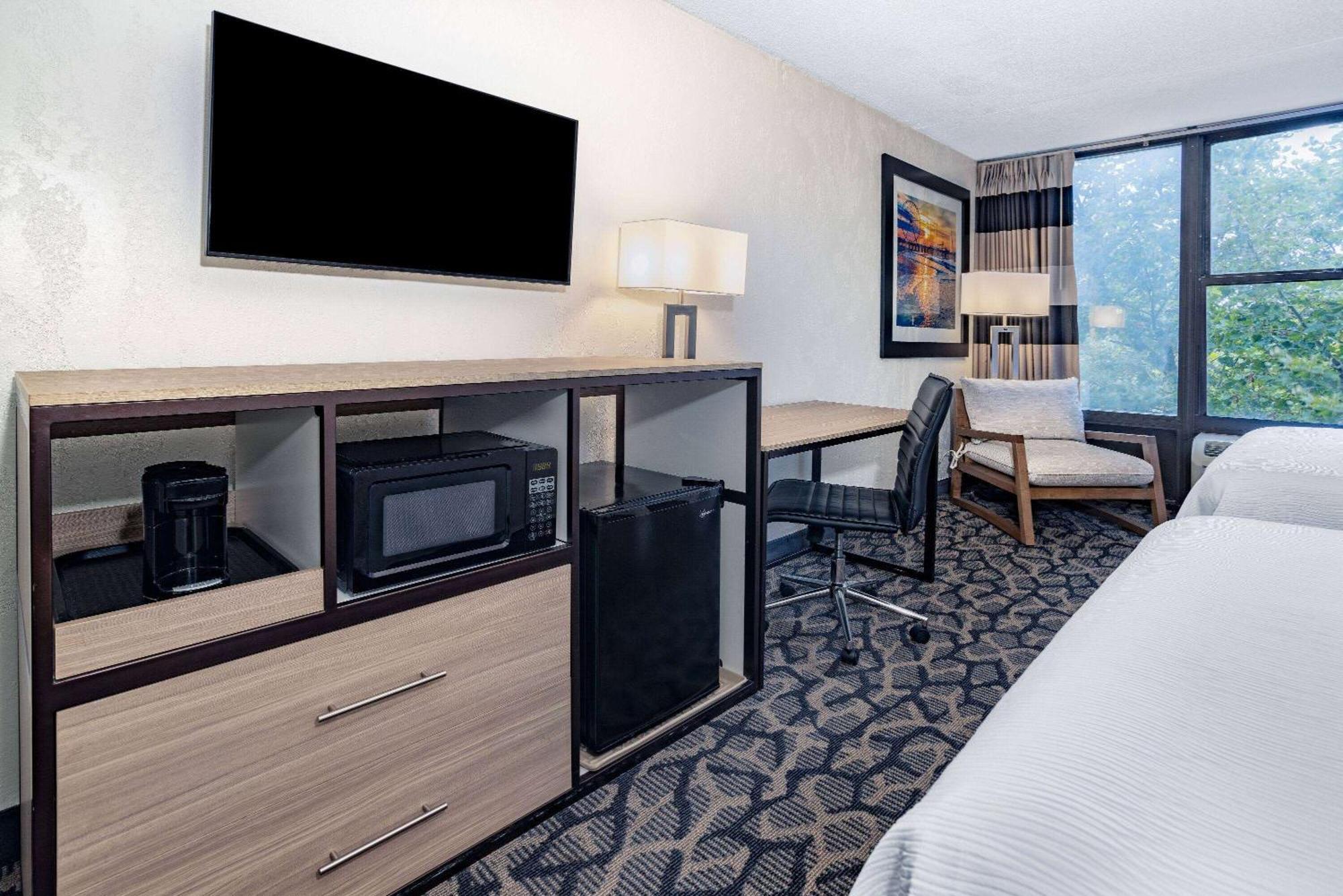 Ramada By Wyndham West Atlantic City Ег Харбър Тауншип Екстериор снимка