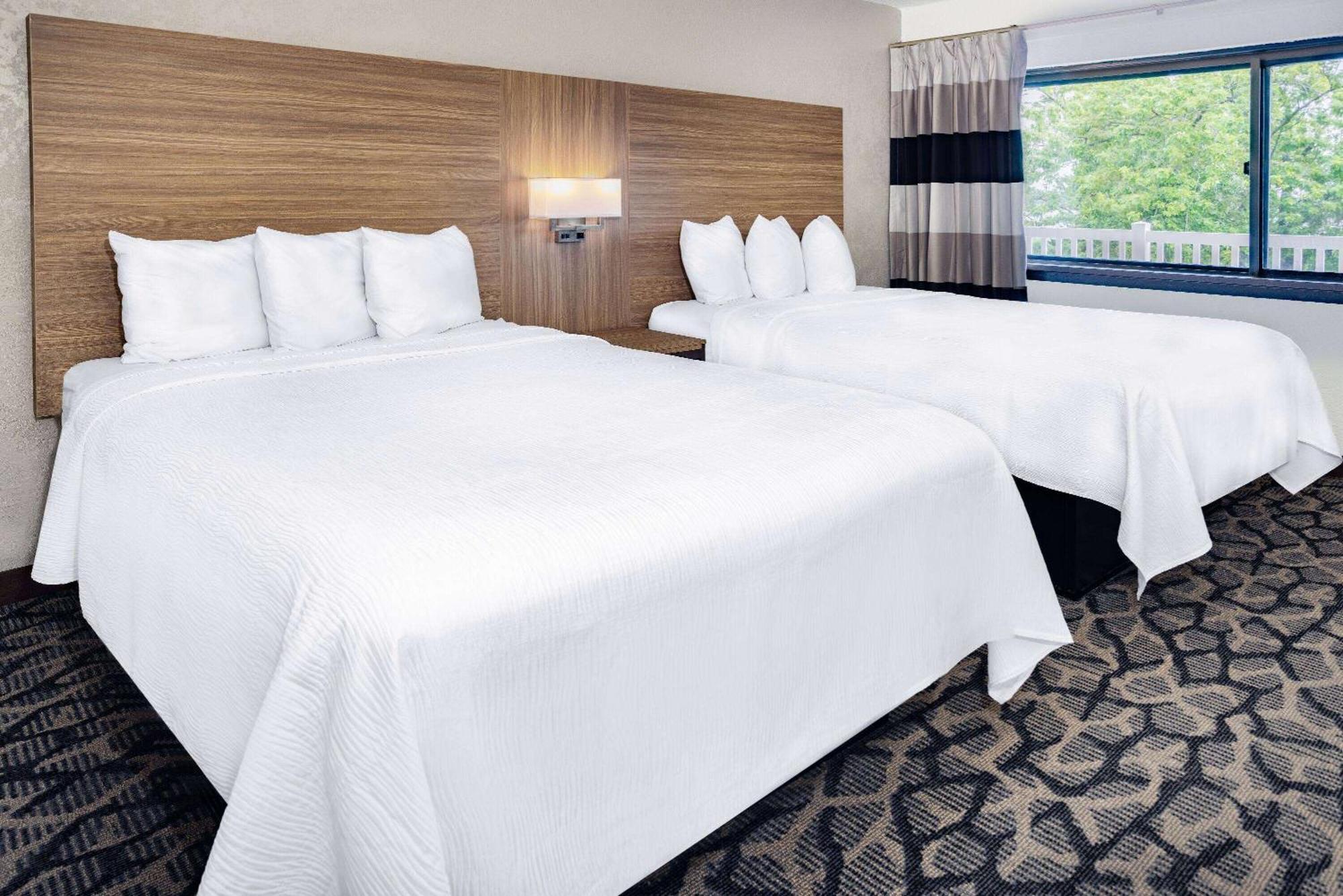 Ramada By Wyndham West Atlantic City Ег Харбър Тауншип Екстериор снимка